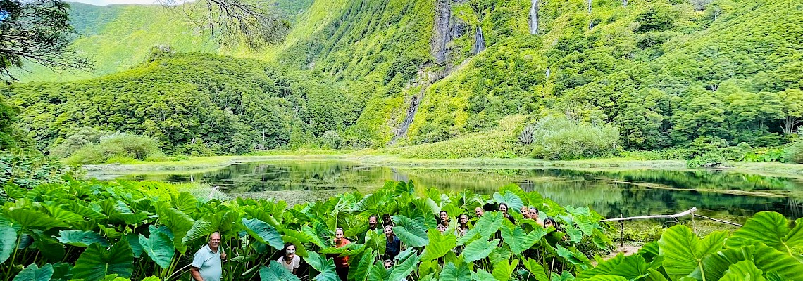 Flores e Corvo: A magia do grupo ocidental 2ª edição
