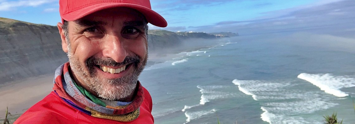 Falésias, praias e Trilhos de São João das Lampas